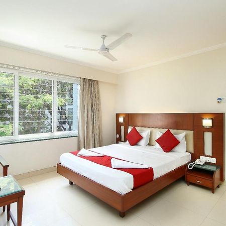 Magnus Riverside Kalyani Nagar Πούνε Εξωτερικό φωτογραφία